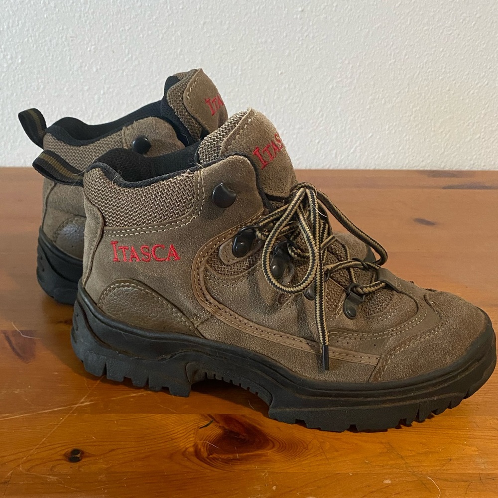 Itasca Brazil Waterproof Women’s Hiking Boots